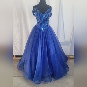 Elegant Blue Sequin Prom Dress